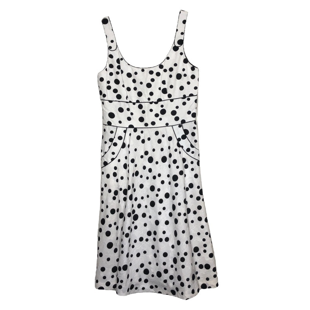 DRESS Barn - Sleeveless white dress with black polka dots - Size 6